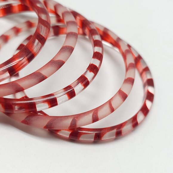 Red Clear Striped Acrylic Bangle Bracelets Set of Five Vintage Stackable - Picture 4 of 6